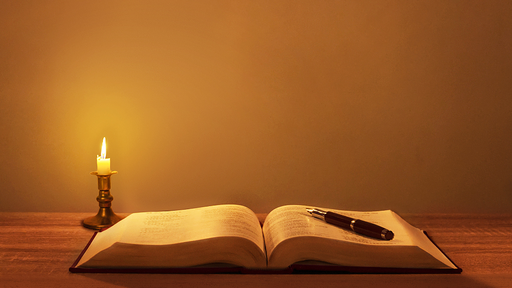 Derrière le Notre Père dans la Bible se trouve les mystères du royaume des cieux